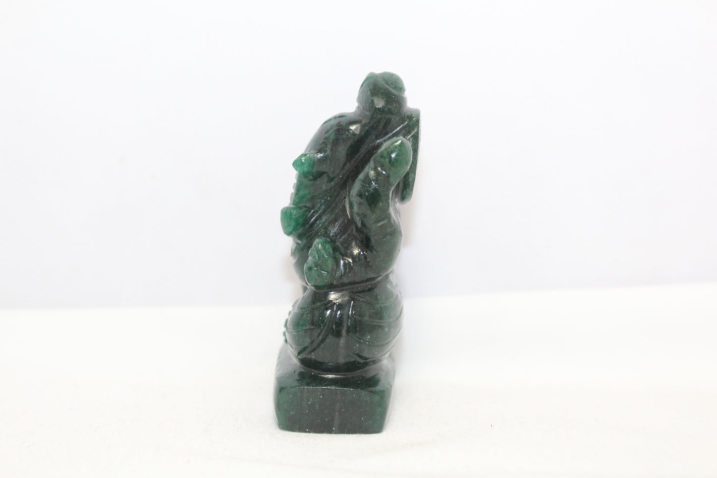 Statue Idol God Lord Ganesha Ganesh Figurine Natural Green Jade Stone E125
